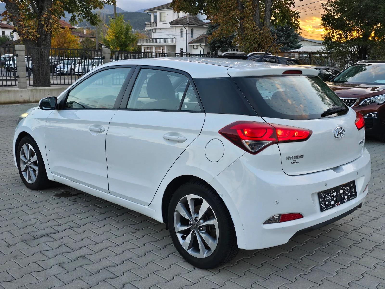 Hyundai I20 1.4CRDI, 90к.с., Евро 6!, снимка 4 - Автомобили и джипове - 56530264