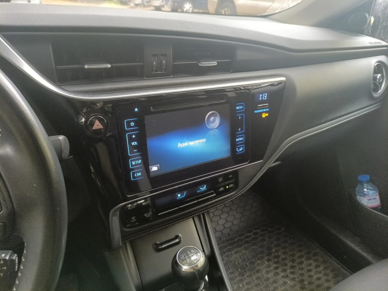 Toyota Auris, снимка 7 - Автомобили и джипове - 56609313