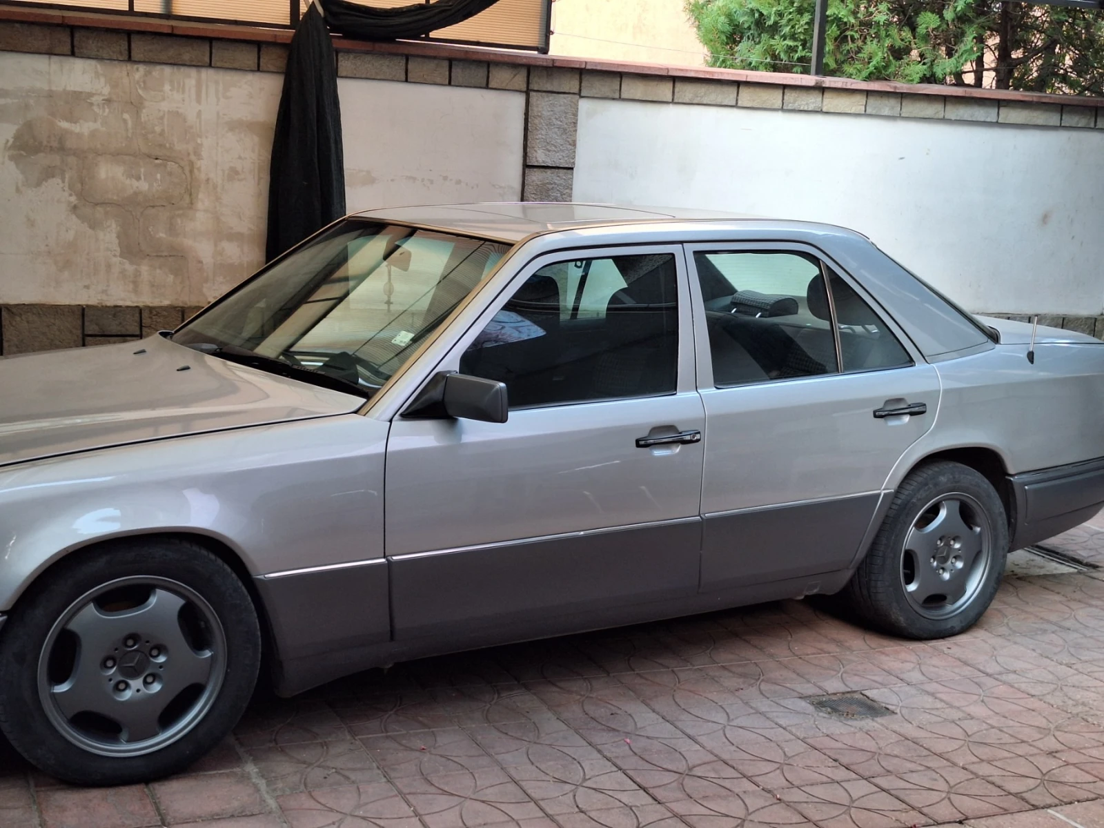 Mercedes-Benz E 250, снимка 7 - Автомобили и джипове - 56657861