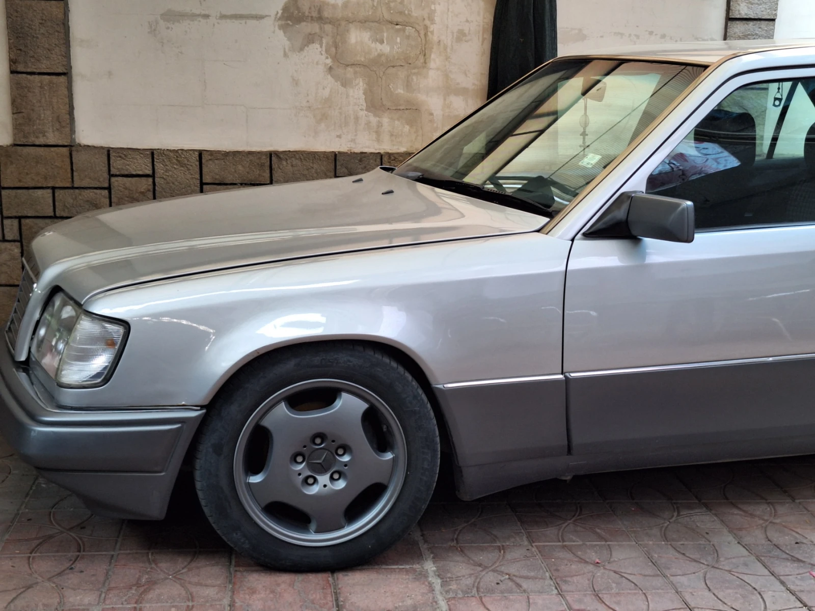 Mercedes-Benz E 250, снимка 8 - Автомобили и джипове - 56657861