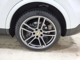 Porsche Cayenne * DISTRONIC* 360КАМЕРИ* HUD* BOSE* ОБДУХВАНЕ* , снимка 4