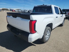 Toyota Tundra 4WD SR CrewMax , снимка 3