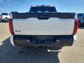 Toyota Tundra 4WD SR CrewMax , снимка 6