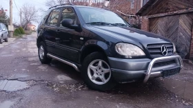 Mercedes-Benz ML 270 2.7D, снимка 2