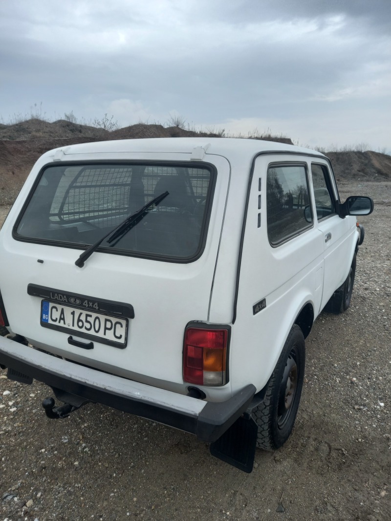 Lada Niva 1.7, снимка 3 - Автомобили и джипове - 45646917