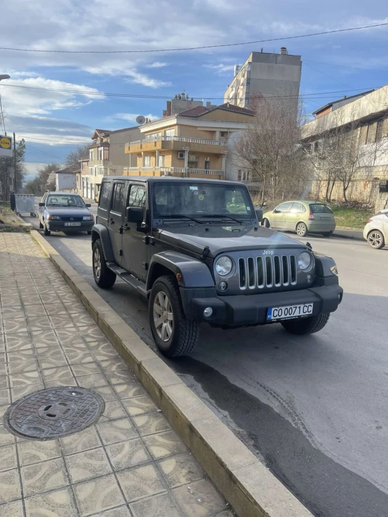 Jeep Wrangler Sahara, снимка 3 - Автомобили и джипове - 48169917