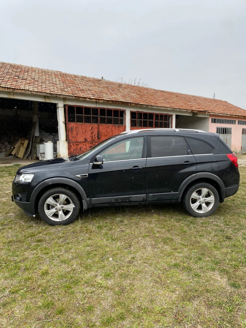 Chevrolet Captiva, снимка 3 - Автомобили и джипове - 48977339