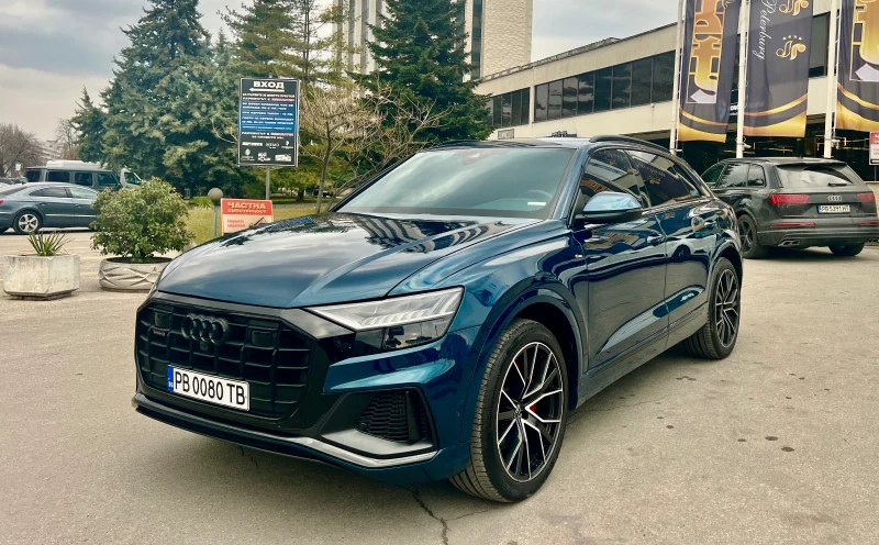 Audi Q8, снимка 1 - Автомобили и джипове - 49004643