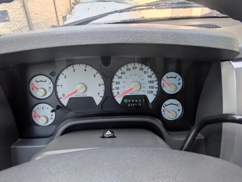 Dodge RAM 1500 Товарен 5+ 1, снимка 7 - Автомобили и джипове - 51360823