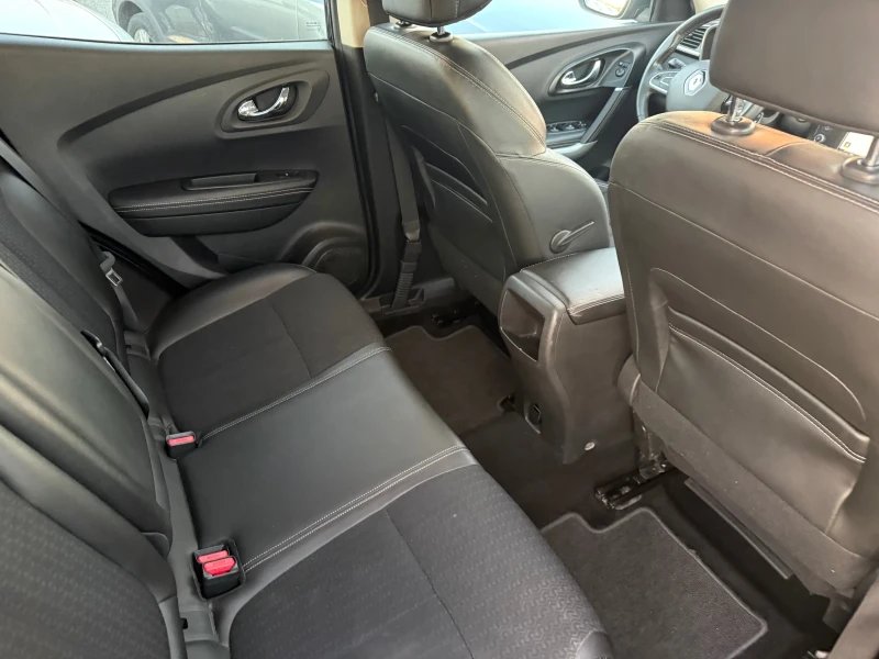 Renault Kadjar Автоматик, снимка 13 - Автомобили и джипове - 51119451
