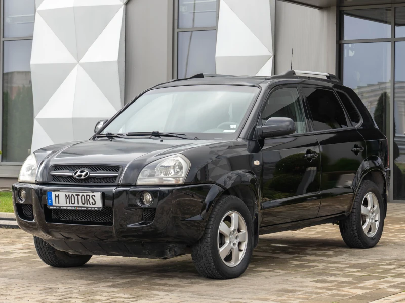 Hyundai Tucson 2.0 CRDI 4X4 Климатик, снимка 3 - Автомобили и джипове - 52436286