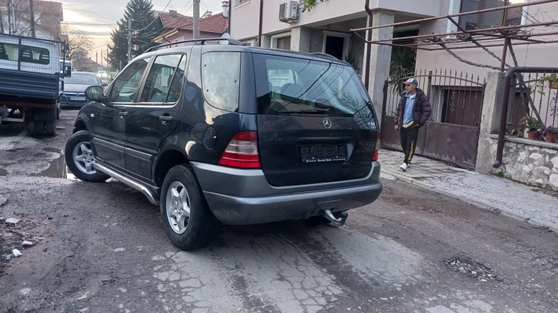 Mercedes-Benz ML 270 2.7D, снимка 4 - Автомобили и джипове - 52727350
