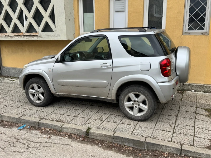 Toyota Rav4 D4D, снимка 3 - Автомобили и джипове - 53417286