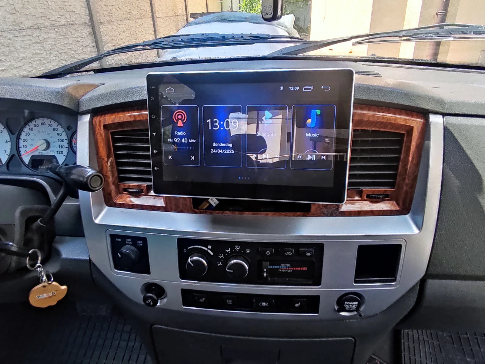 Dodge RAM 1500 Товарен 5+ 1 - изображение 8