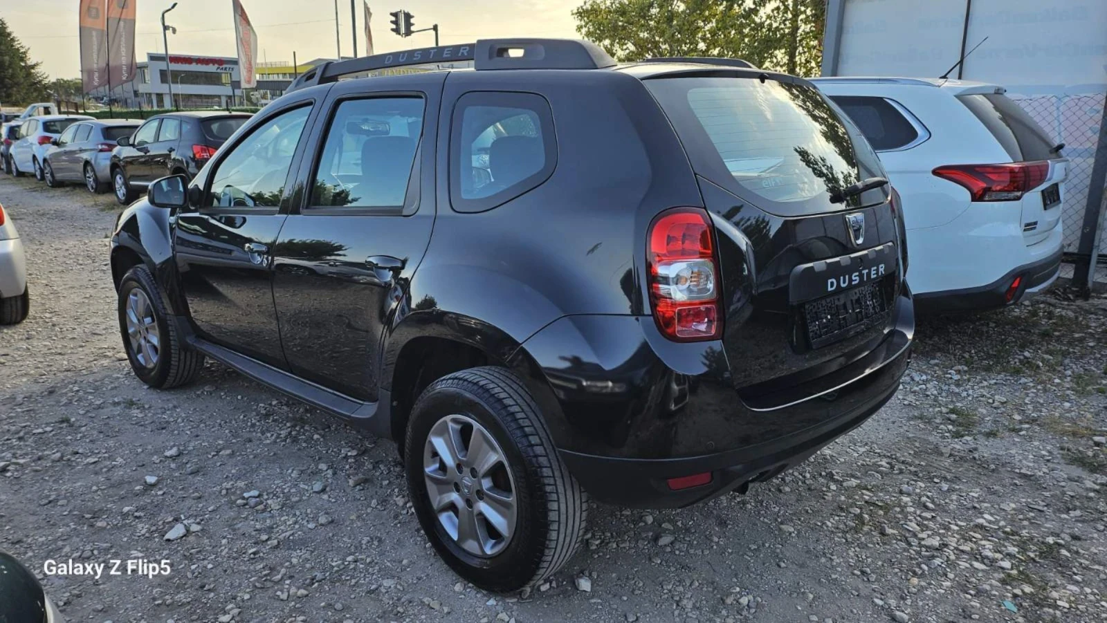 Dacia Duster 1.6i-LPG - изображение 2