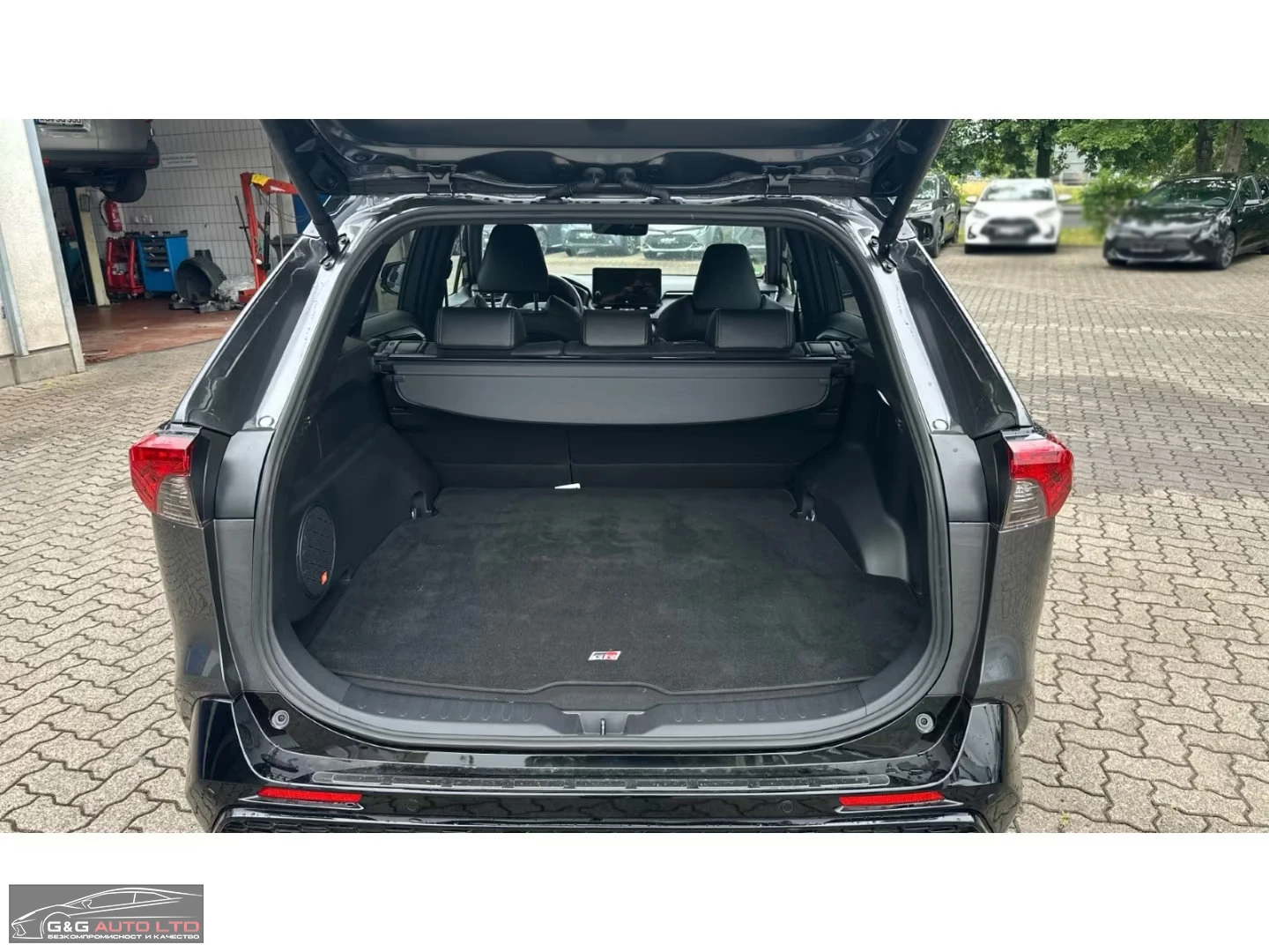 Toyota Rav4 GR-SPORT/306HP/HUD/CAM/DIGI/NAVI/LED/KLESS/183g - изображение 6