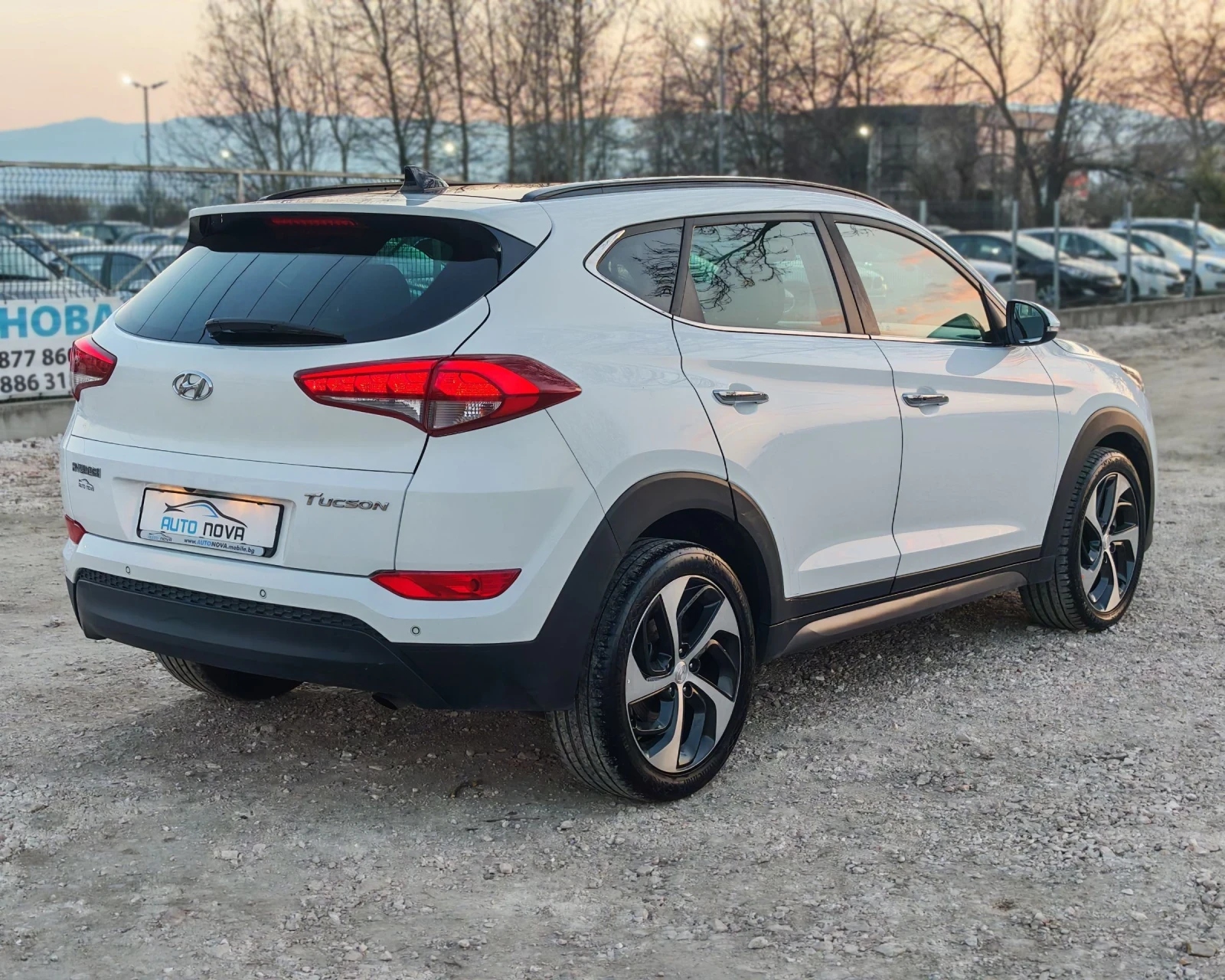 Hyundai Tucson 1.7 ДИЗЕЛ 141 К.С. !АВТОМАТ!КОЖА! БЕЗ АНАЛОГ! - изображение 7