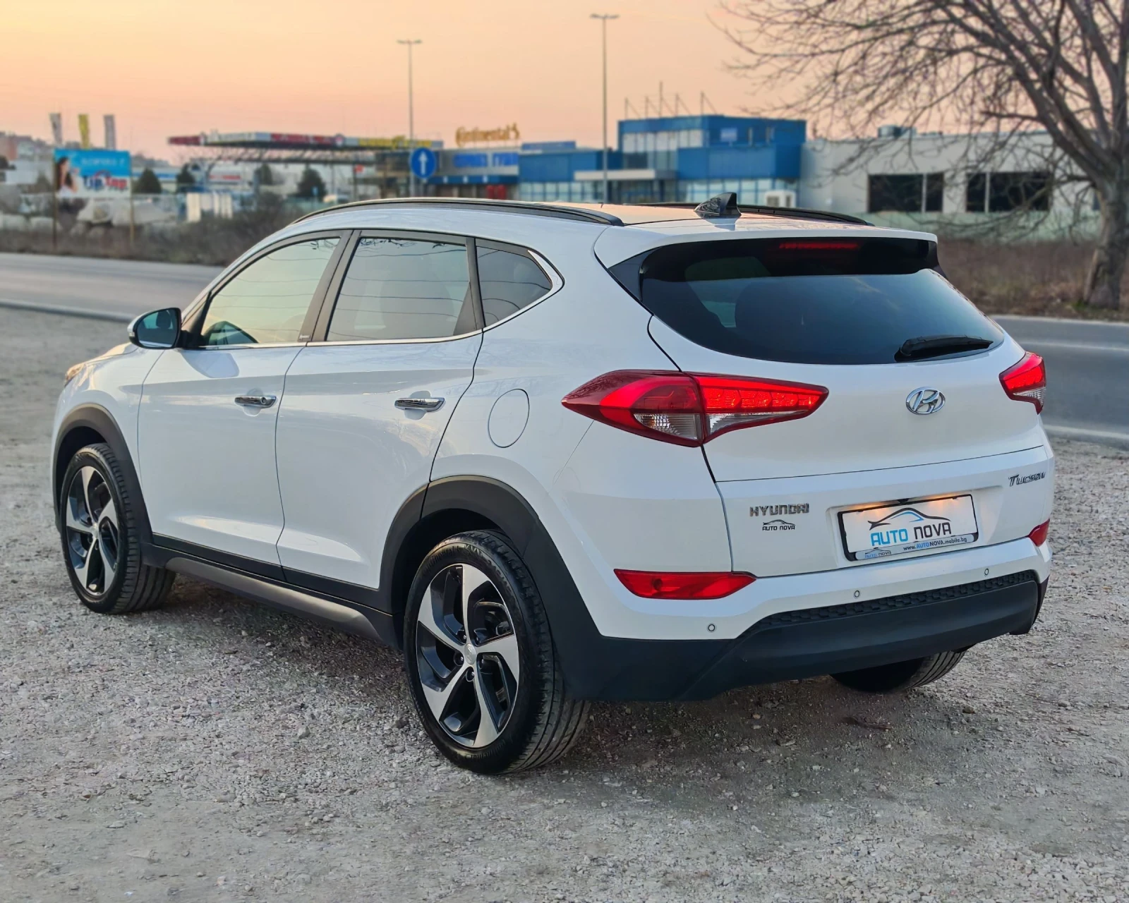 Hyundai Tucson 1.7 ДИЗЕЛ 141 К.С. !АВТОМАТ!КОЖА! БЕЗ АНАЛОГ! - изображение 5