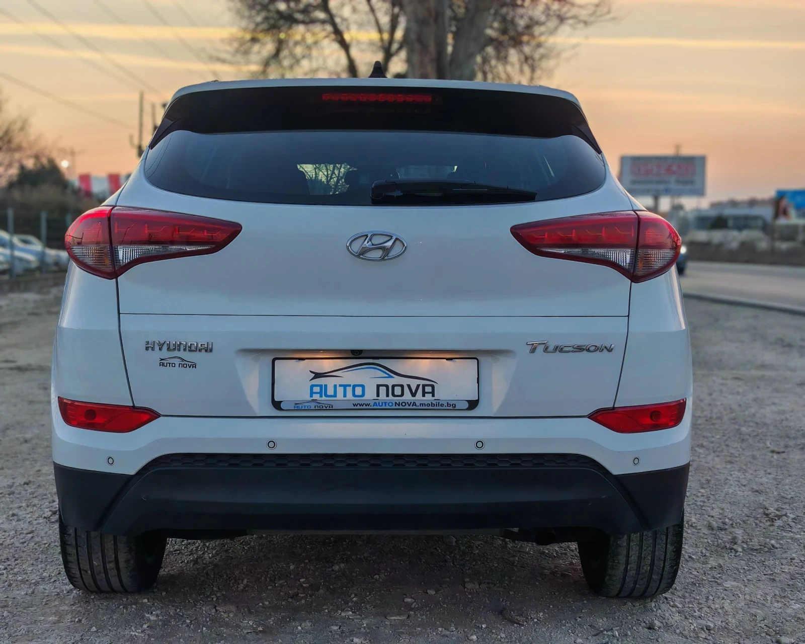 Hyundai Tucson 1.7 ДИЗЕЛ 141 К.С. !АВТОМАТ!КОЖА! БЕЗ АНАЛОГ! - изображение 6