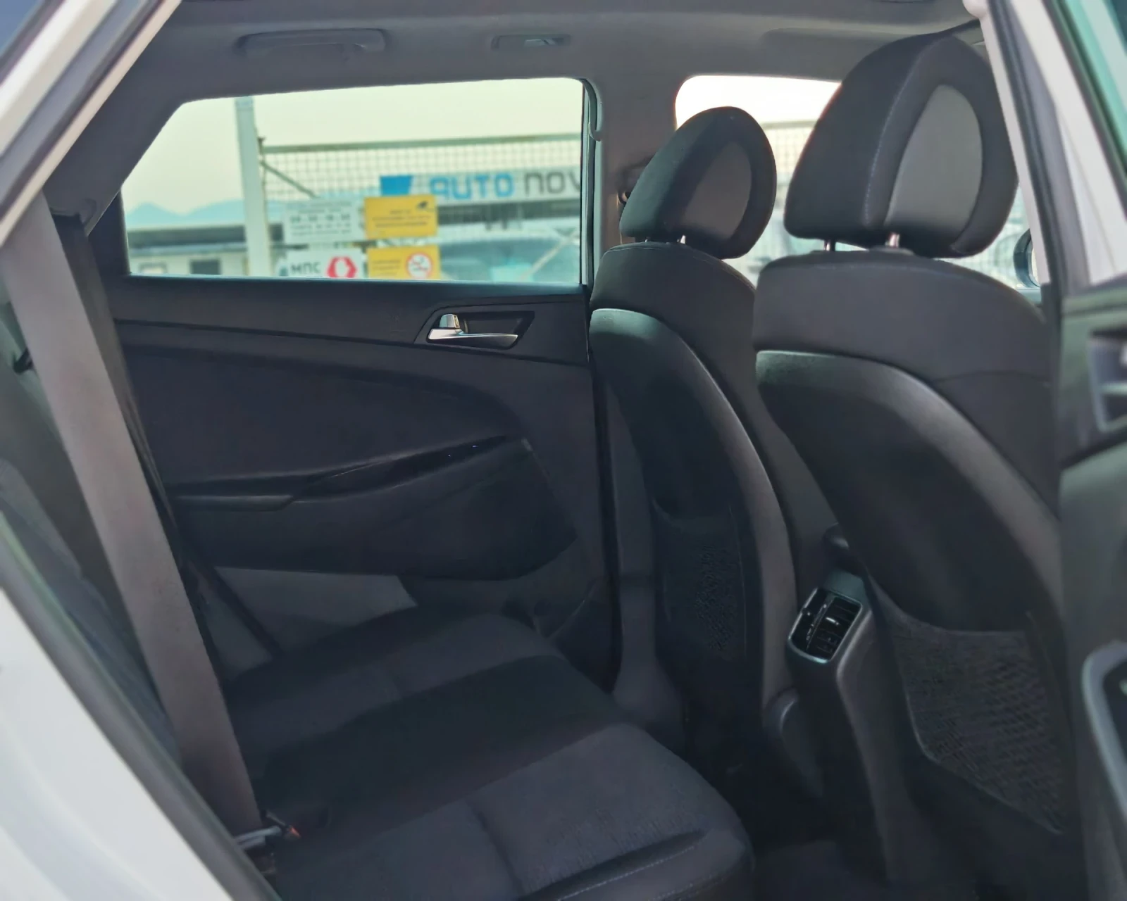 Hyundai Tucson 1.7 ����� 141 �.�. !�������!����! ��� ������! | Mobile.bg � ����������� 12