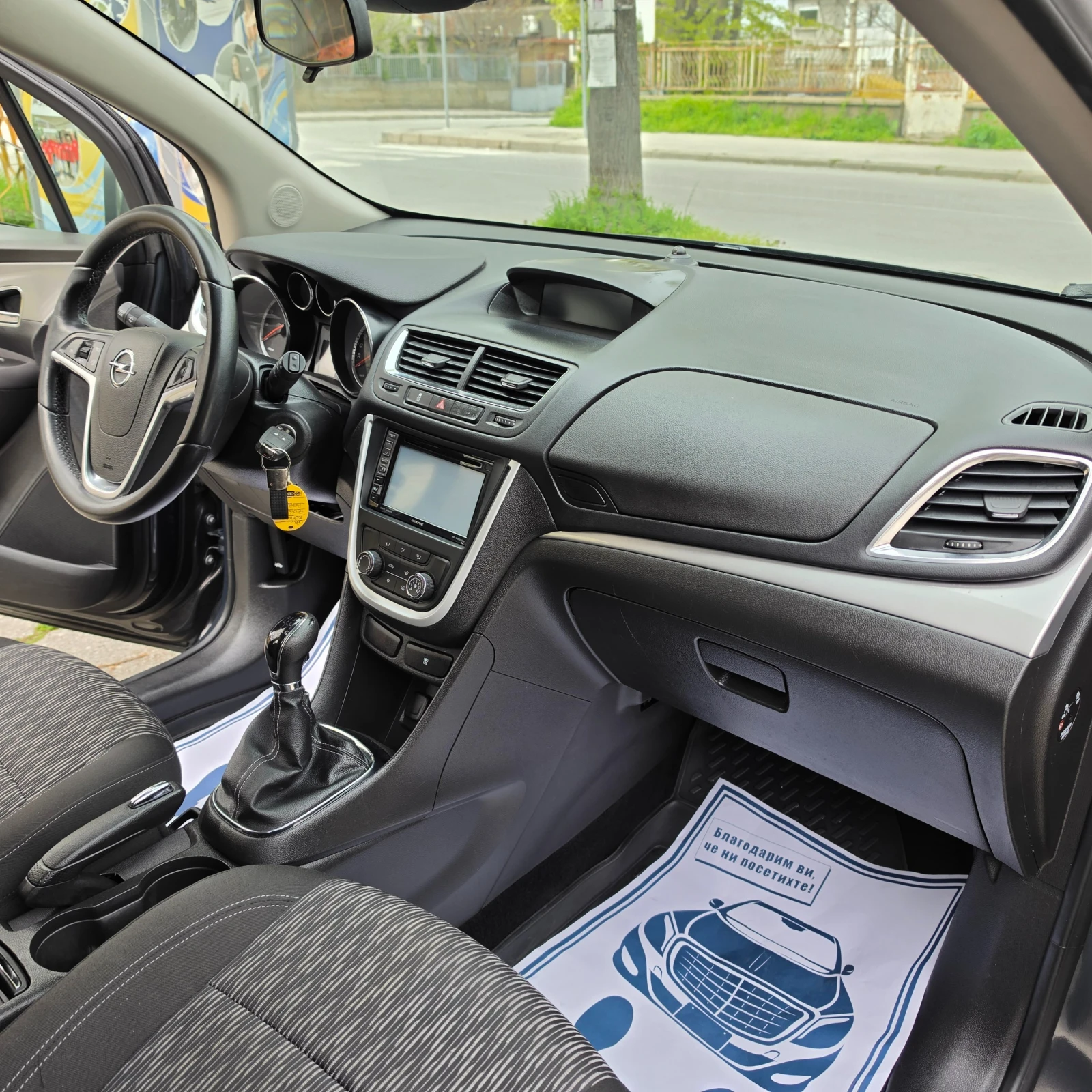Opel Mokka 1.4i фабрична Газ, снимка 5 - Автомобили и джипове - 54196671