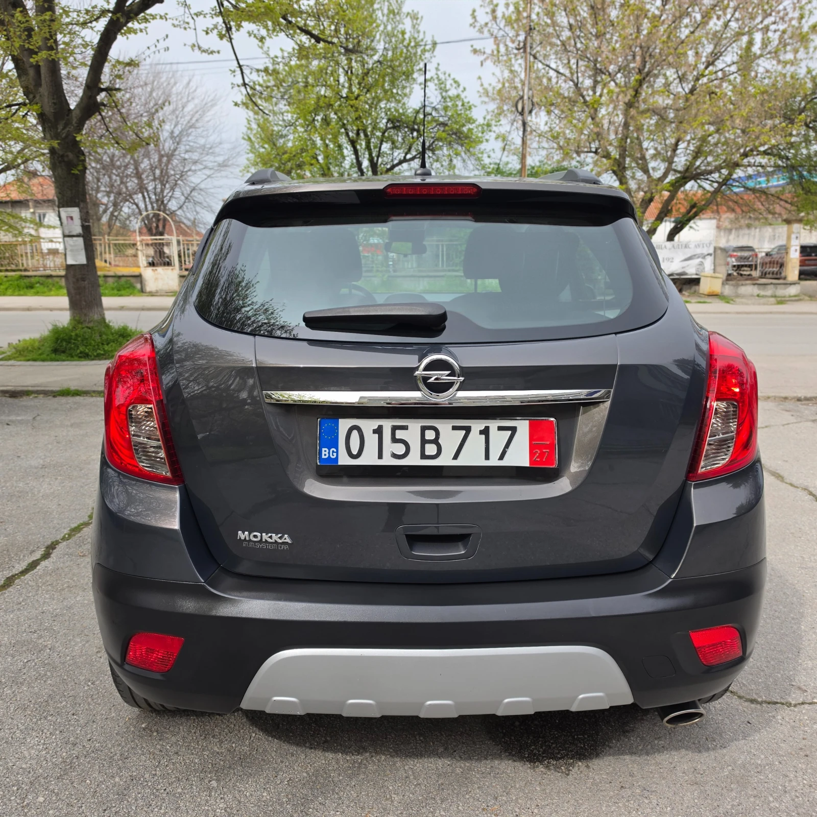 Opel Mokka 1.4i фабрична Газ, снимка 11 - Автомобили и джипове - 54196671