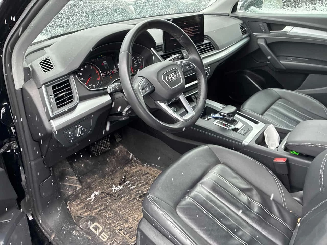 Audi Q5 Komfort / CAMERA / DISTRONIC Q, снимка 5 - Автомобили и джипове - 54301434