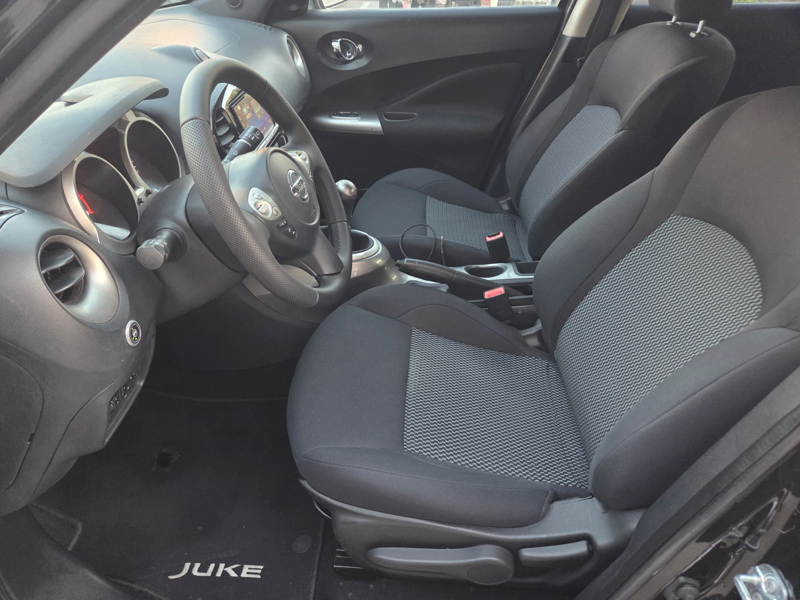 Nissan Juke 1.6i-ECO/GPL+ /Acenta/Navi/Камера, снимка 10 - Автомобили и джипове - 54334230