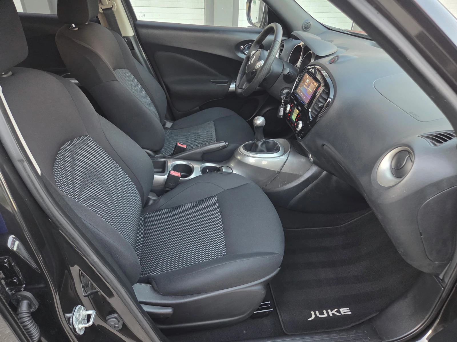 Nissan Juke 1.6i-ECO/GPL+ /Acenta/Navi/Камера, снимка 15 - Автомобили и джипове - 54334230