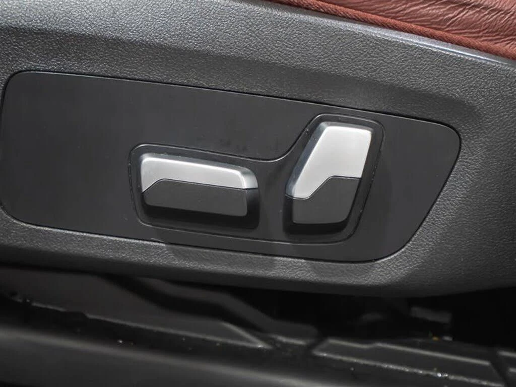 BMW X4 XDRIVE* 30i* ДИГИТАЛНО* ТАБЛО* ПОДГРЕВ* ОБДУХВАНЕ*, снимка 15 - Автомобили и джипове - 54836178