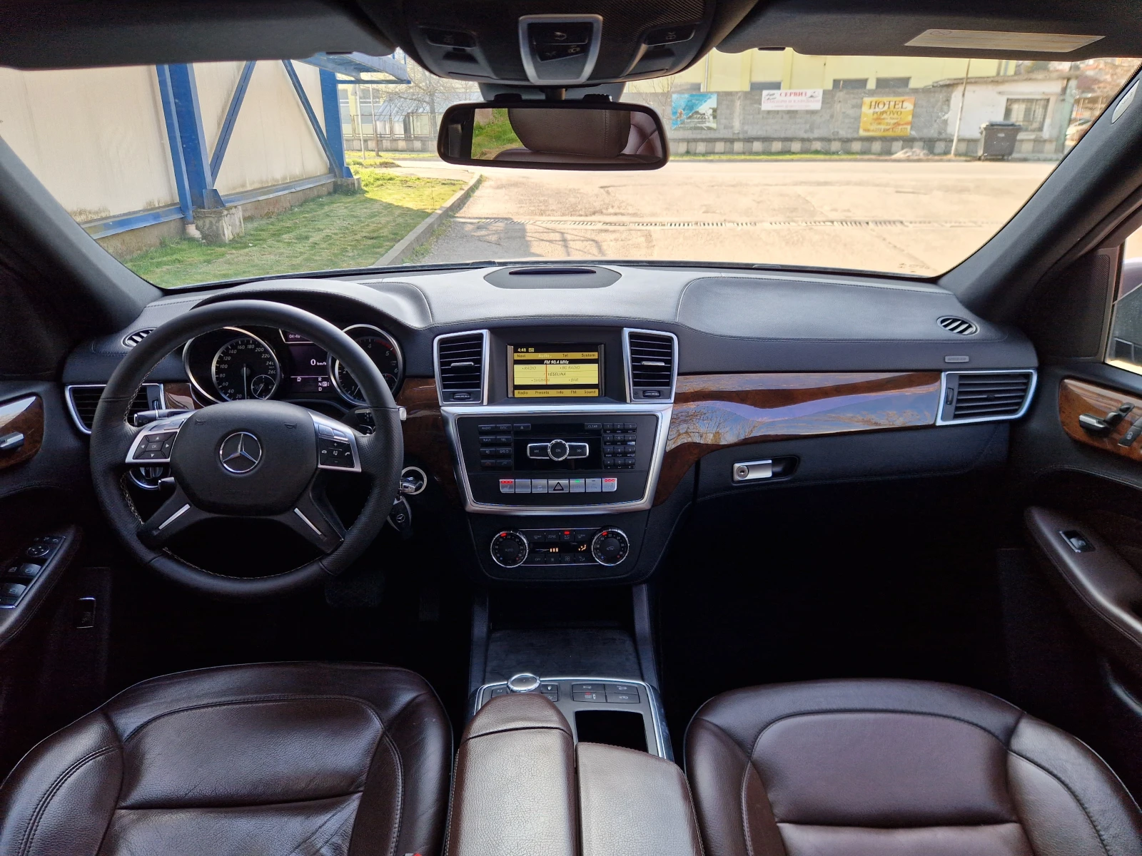 Mercedes-Benz ML 350 LED/Кожа/Подгрев, снимка 8 - Автомобили и джипове - 54907779