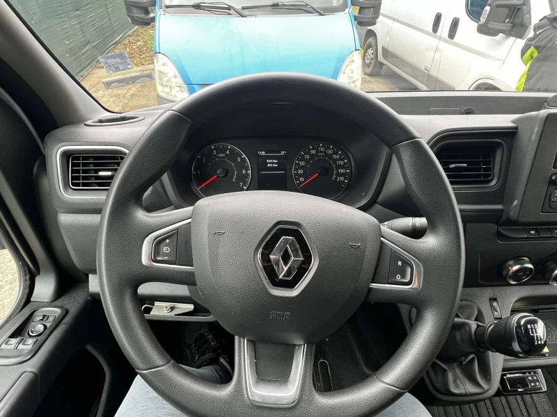 Renault Master, снимка 10 - Бусове и автобуси - 52309434