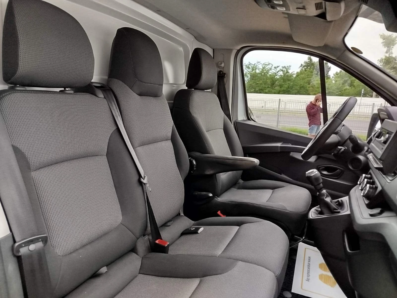 Renault Trafic 2.0 dCi/110 к.с/Life, снимка 16 - Бусове и автобуси - 55024590