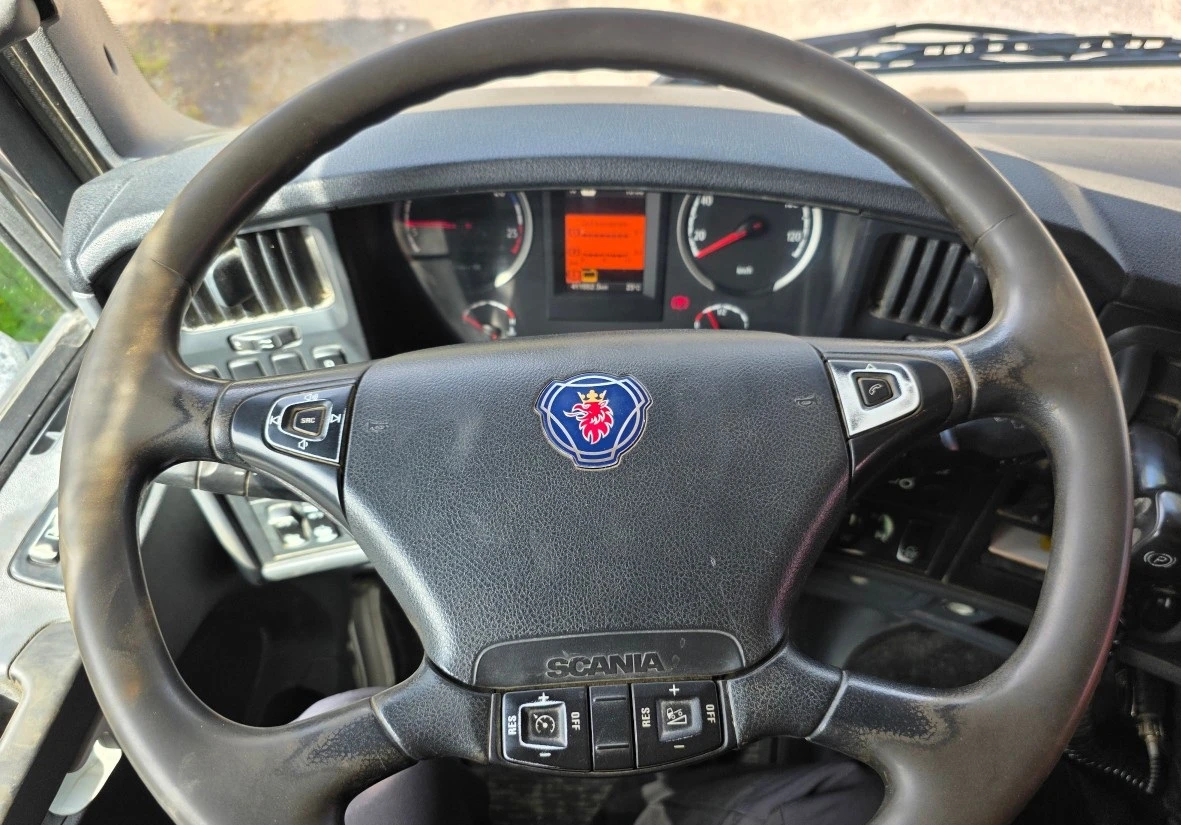 Scania R 560 6Х4 САМОСВАЛ - изображение 10