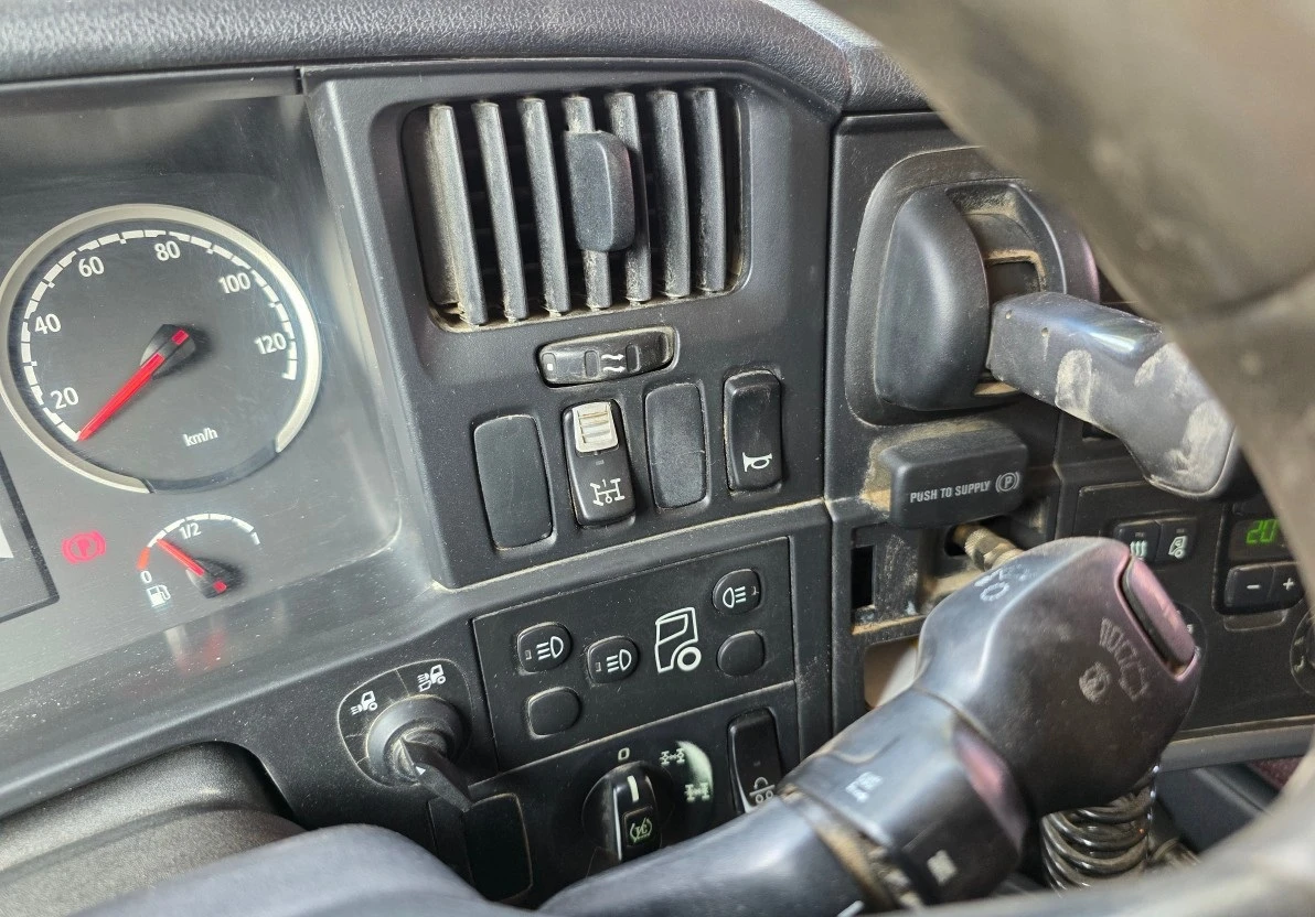 Scania R 560 64  | Mobile.bg   11