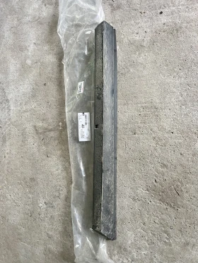 Lexus NX 300h оригинална лайсна предна дясна врата, снимка 1