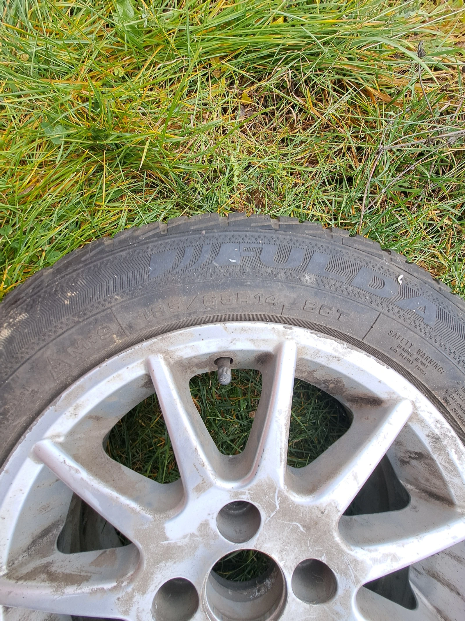 ���� � ������ 185/65R14 �� Renault Clio | Mobile.bg � ����������� 2