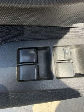 Toyota Auris 2.0 D4D, снимка 11