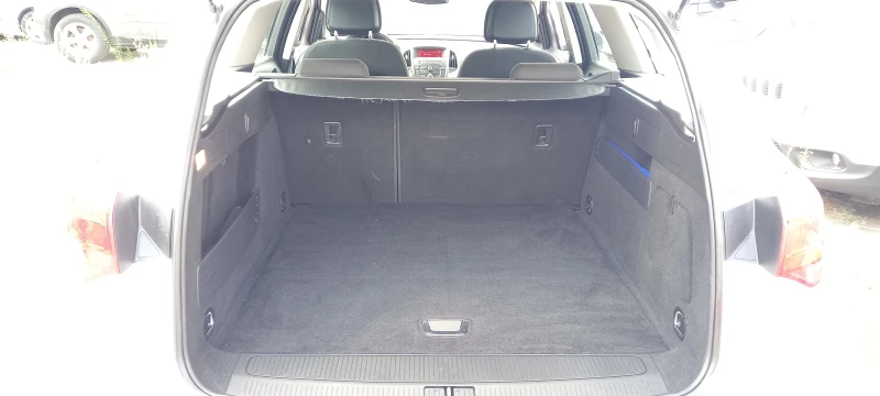 Opel Astra ИЗКЛЮЧИТЕЛНА СЕРВИЗ КНИЖК УНИКТ ОБСЛУЖЕН КАТО НОВА, снимка 15 - Автомобили и джипове - 32771044