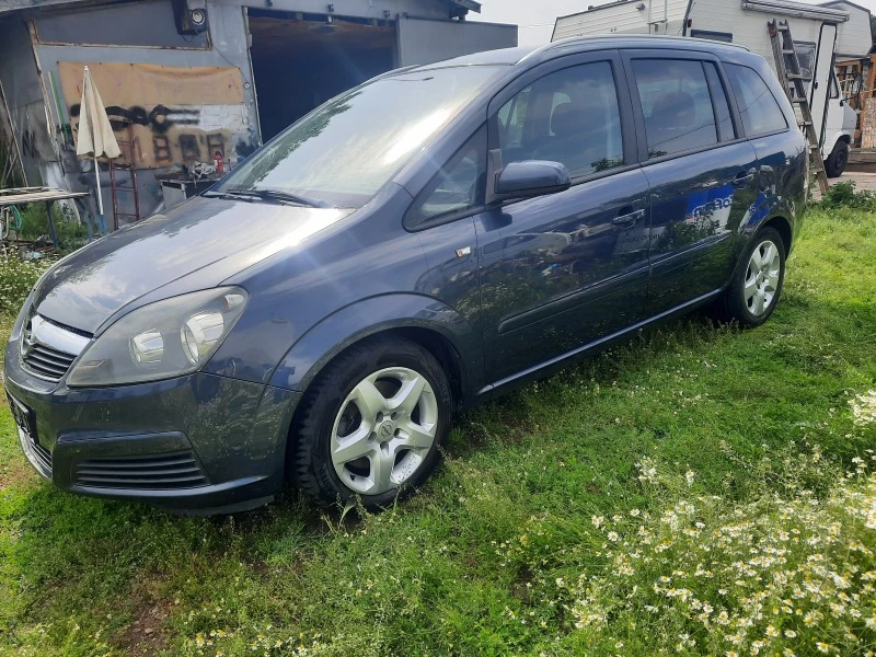 Opel Zafira 2.2  i, снимка 14 - Автомобили и джипове - 45794473