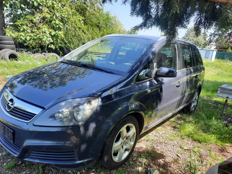 Opel Zafira 2.2  i, снимка 2 - Автомобили и джипове - 45794473