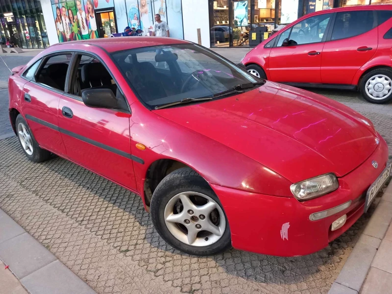 Mazda 323, снимка 2 - Автомобили и джипове - 47249027