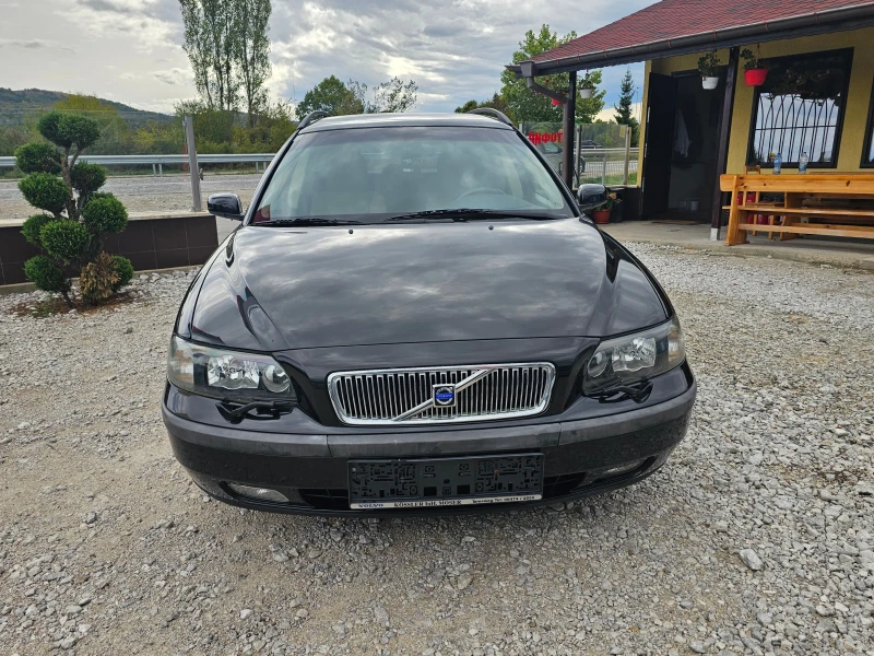 Volvo V70 2.4 D! ! КОЖА! ! КЛИМАТРОНИК, снимка 8 - Автомобили и джипове - 47558324