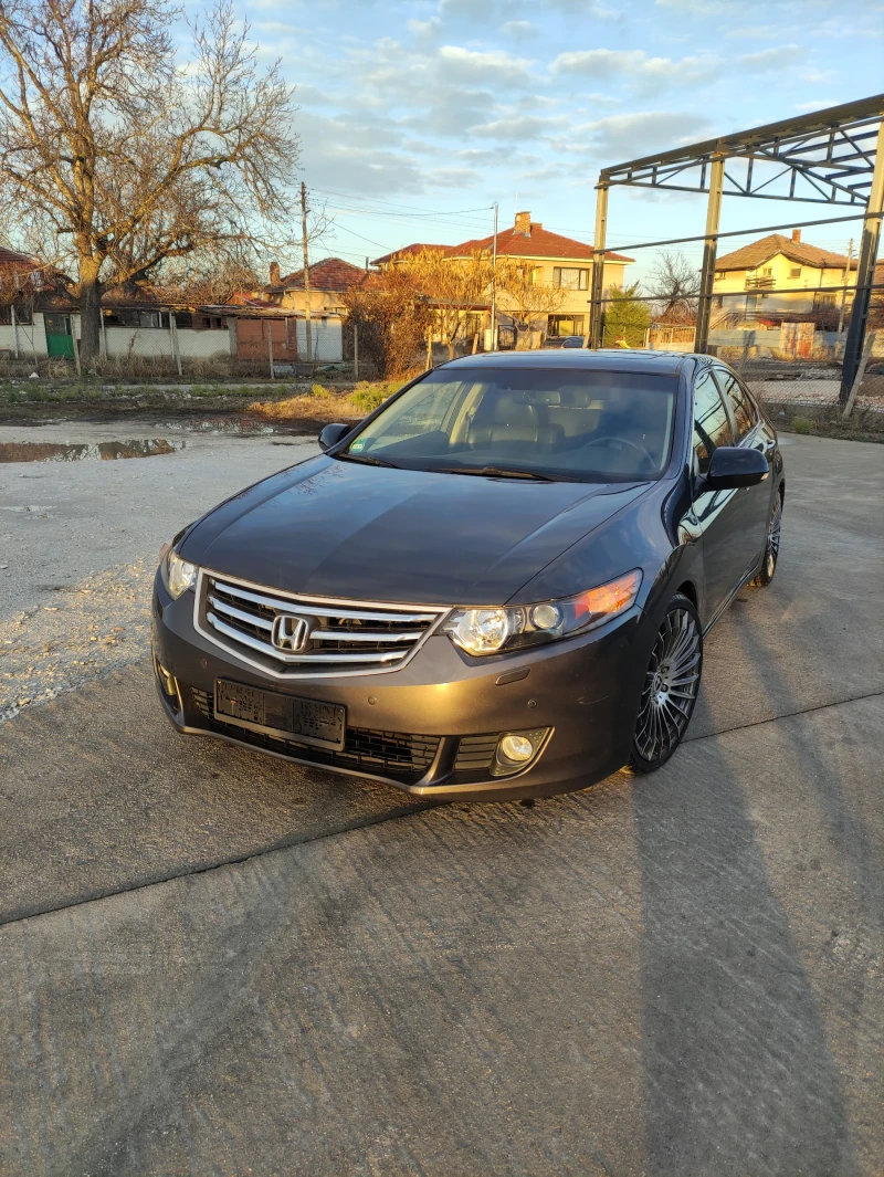 Honda Accord 2.4 AUT EXECUTIVE, снимка 1 - Автомобили и джипове - 48291189