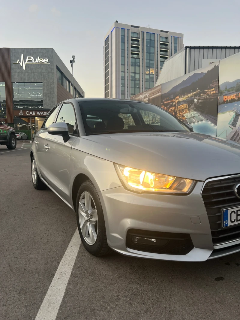 Audi A1, снимка 2 - Автомобили и джипове - 52473125
