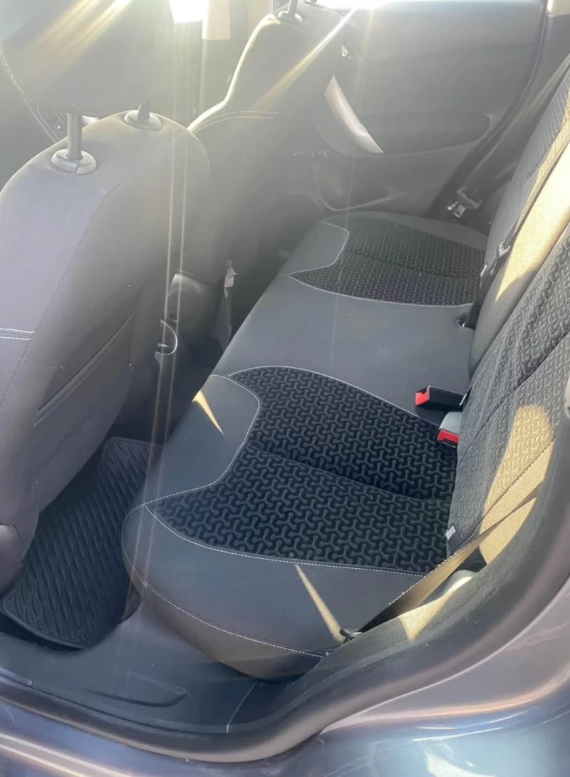 Citroen C3 1.2 бензин, снимка 5 - Автомобили и джипове - 52800536