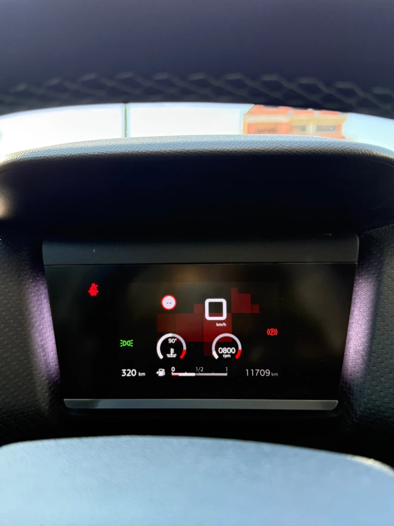 Citroen C4 14 000 km, снимка 10 - Автомобили и джипове - 52660357