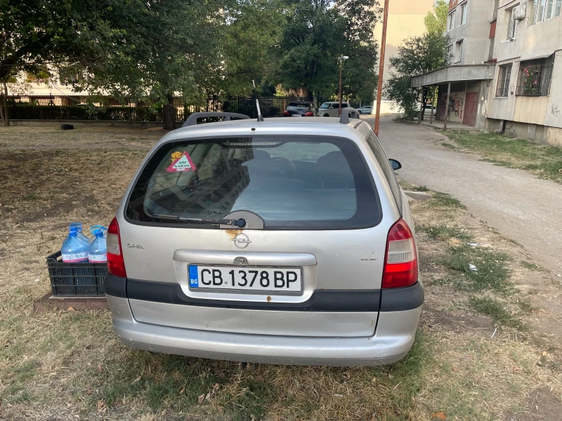 Opel Vectra 1.8 16V, снимка 3 - Автомобили и джипове - 52966295