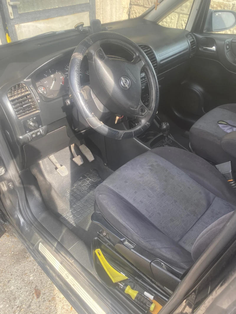 Opel Zafira, снимка 5 - Автомобили и джипове - 51838248