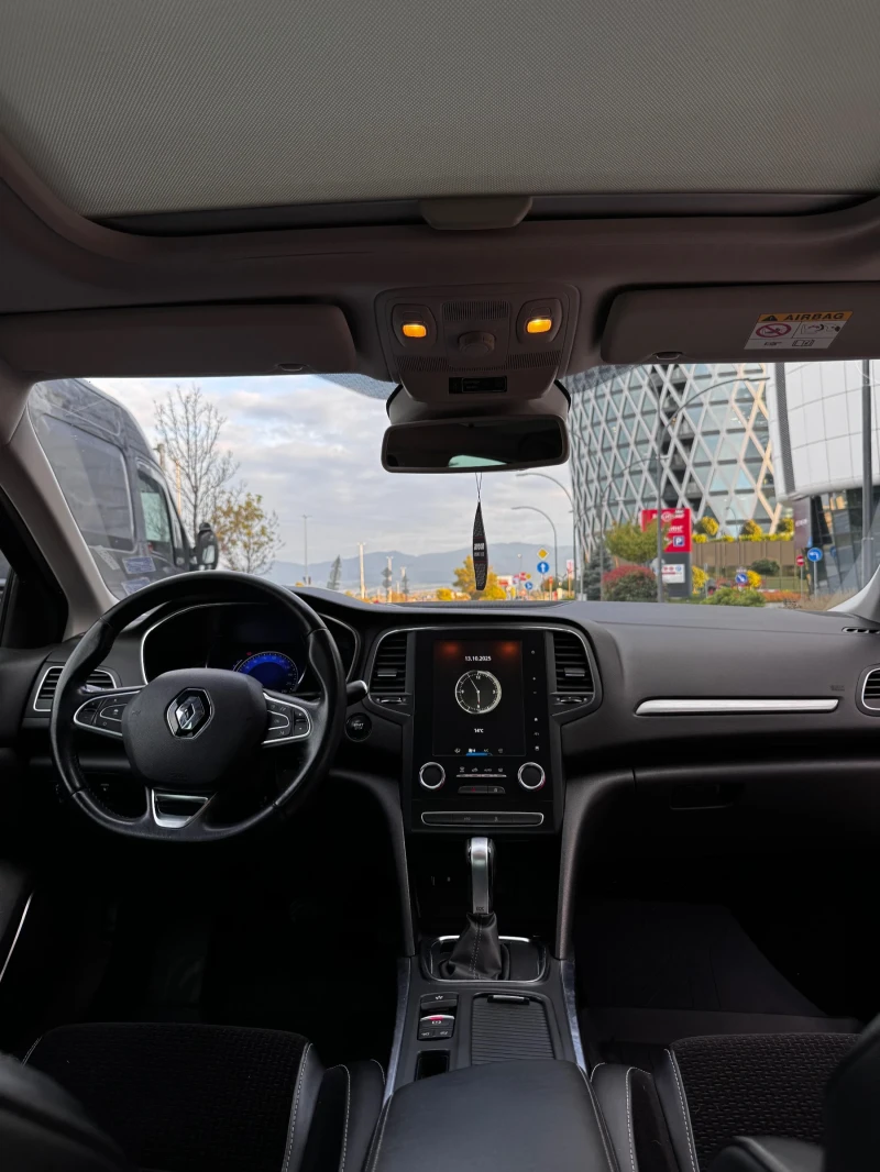 Renault Megane 1.5 DCI, снимка 7 - Автомобили и джипове - 52506991